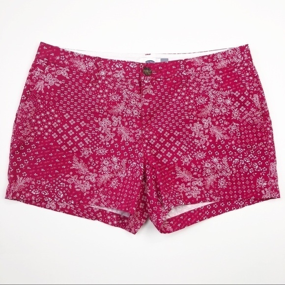 Old Navy magenta printed shorts - Picture 8 of 8